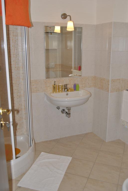 Bed & Breakfast Valeri Artena Bagian luar foto