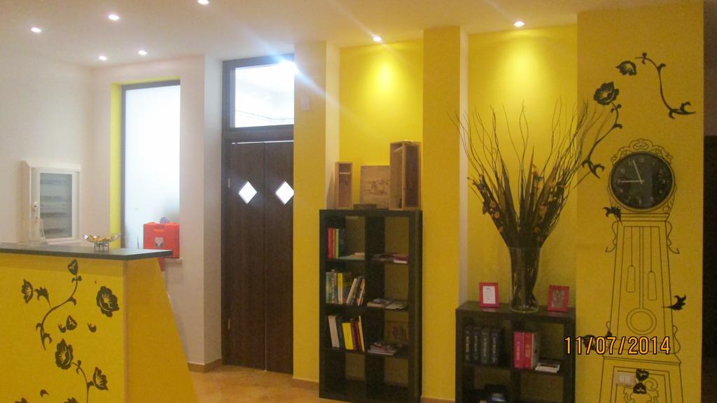 Bed & Breakfast Valeri Artena Bagian luar foto