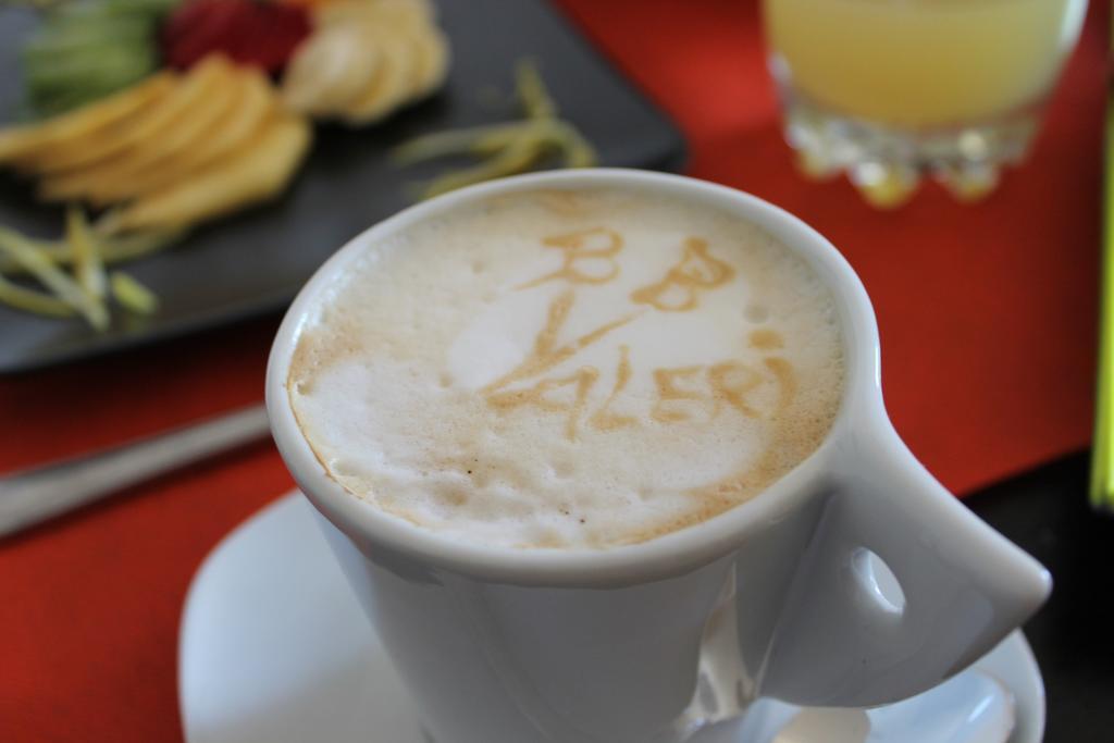 Bed & Breakfast Valeri Artena Bagian luar foto