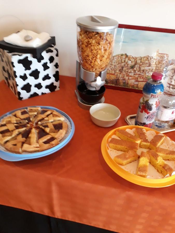 Bed & Breakfast Valeri Artena Bagian luar foto